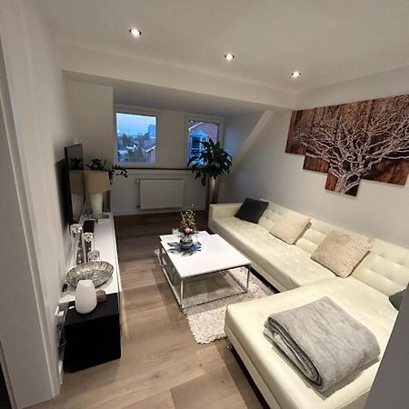 Ferienwohnung Nella พาเดอร์บอร์น ภายนอก รูปภาพ