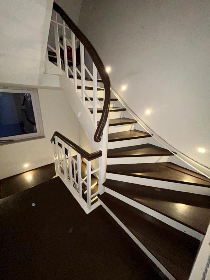 Ferienwohnung Nella พาเดอร์บอร์น ภายนอก รูปภาพ