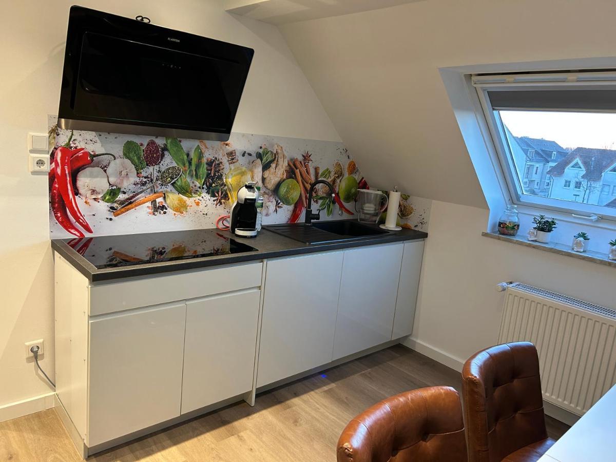 Ferienwohnung Nella พาเดอร์บอร์น ภายนอก รูปภาพ